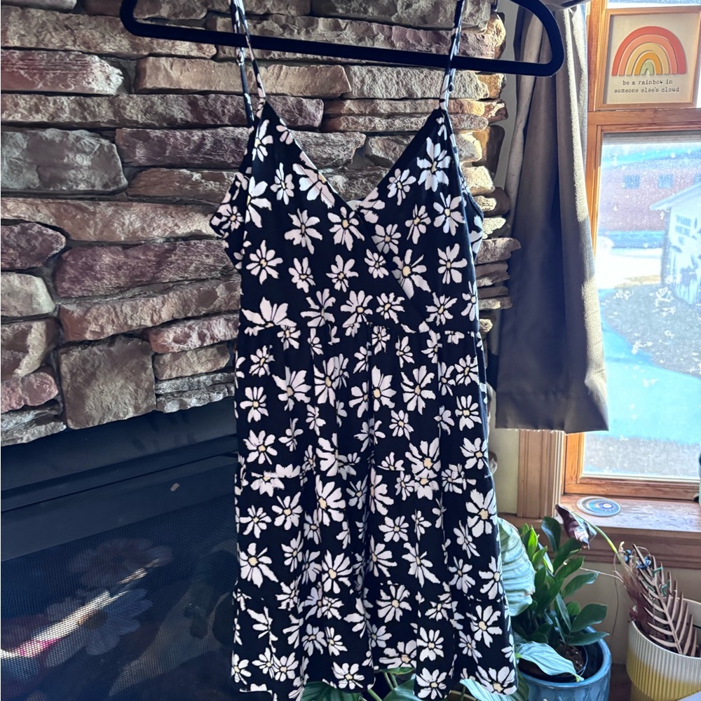 SMALL Floral Black and White Dress (A5526) - Picture 2 of 4